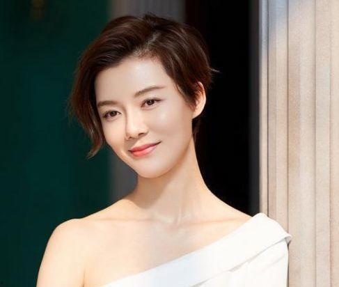 娱乐圈吃瓜女明星都有谁,盘点那些热衷吃瓜的女明星